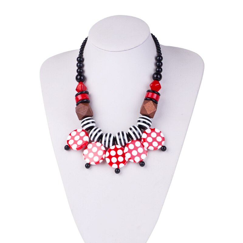 Trendy Resin Wood Necklaces With Circle Pendant for Women Round Geometric Acrylic Beaded Chains Jewelry Necklace: red