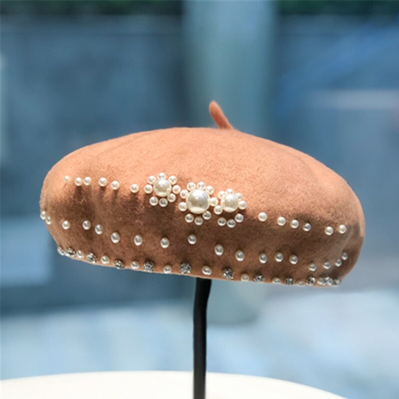 Béret noir rétro britannique pour femmes, automne et hiver, couleur pure, chapeau de peintre de perles en laine, chapeau de citrouille japonais à strass