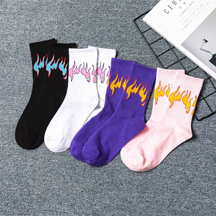 Koreański styl moda zabawa hip hop deskorolka skarpetki styl uliczny kreskówka banan kaktus księżyc płomień skarpetki unisex szczęśliwe długie skarpetki