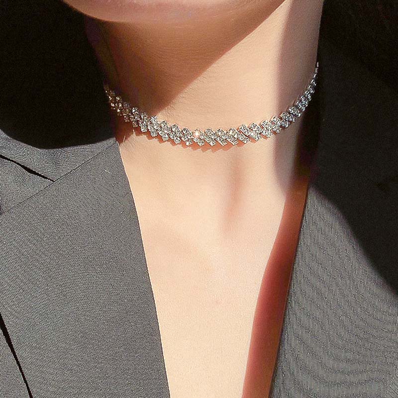 Shiny Rhinestone Choker Kettingen Voor Vrouwen Eenvoudige Korte Chokers Zilveren Kleur Collares Charm Sieraden Anniversary