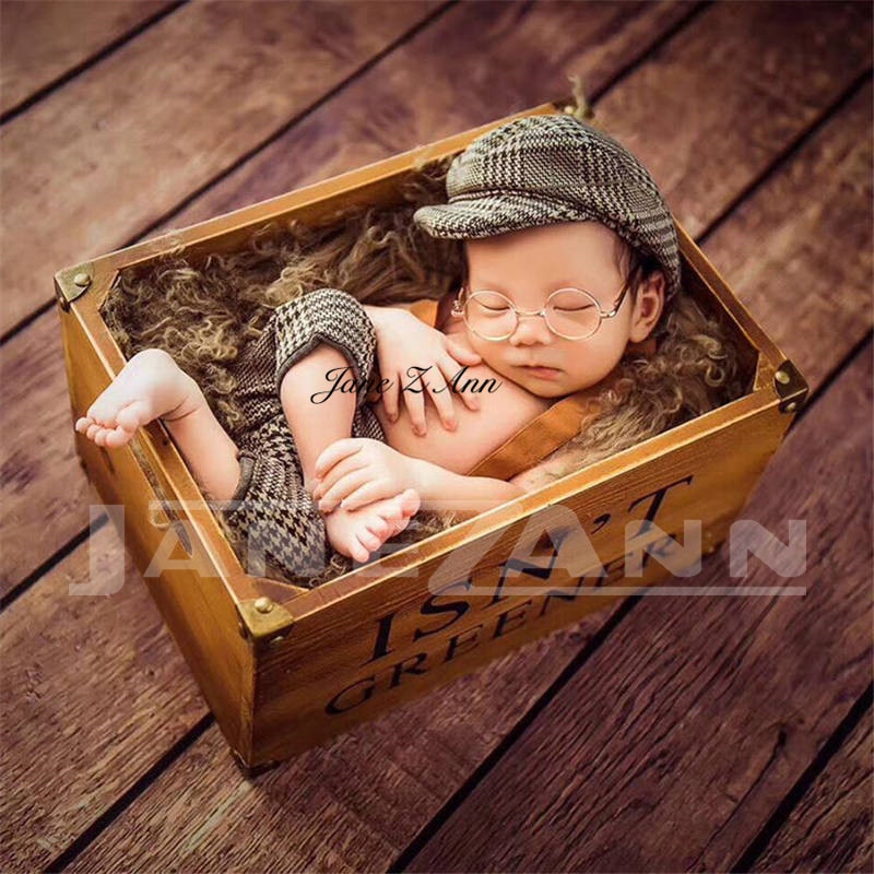 Jane Z Ann Newborn photography clothing props studio pictures taking gentlemen gray brown plaid outfits with hat