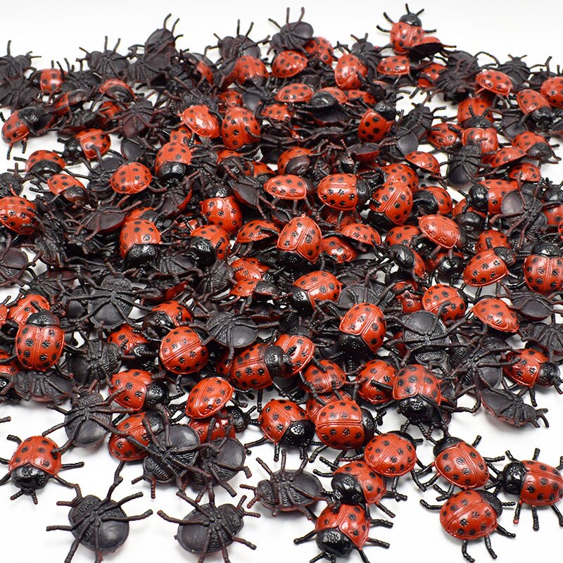 10Pcs/lot PVC Simulation Ladybug Toy Lifelike insect Biology Learning tools kids little April Fool's Day Frightening toys