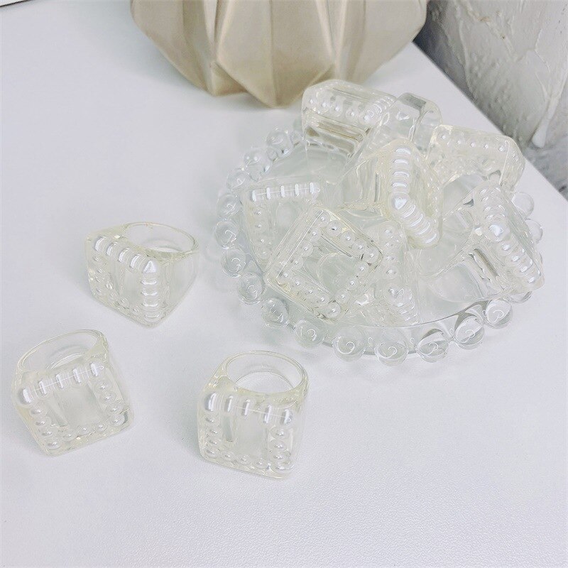 Koreaanse Elegante Transparante Acryl Resin Pearl Hollow Geometrische Vierkante Ronde Grote Ringen Voor Vrouwen Meisjes Zomer Sieraden
