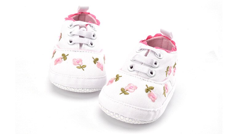 Bebê menina sapatos de renda branca floral bordado sapatos macios prewalker andando criança crianças sapatos primeiro walker frete grátis: Model 1-White / 7-12 meses