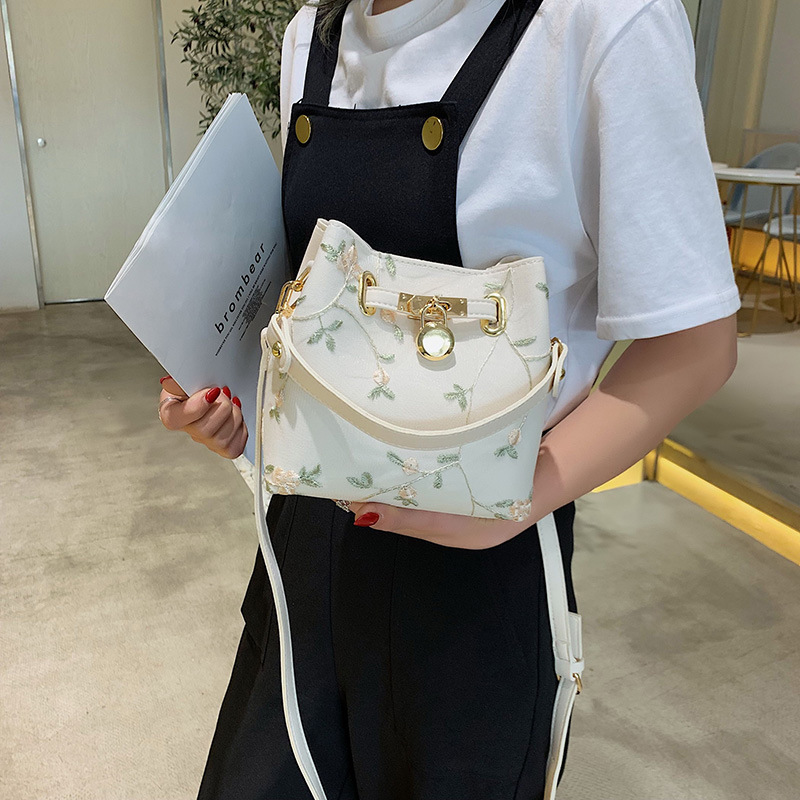 Flowers Embroidery bucket Crossbody Bags For Women Luxury Handbags Sac Ladies Shoulder Messenger Bag