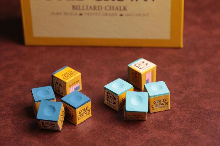 GOLD CROWN 1 Piece Oily Blue/Dry Green Billiard Pool Cue Chalk Billiard Snooker Chalk Durable Accessories