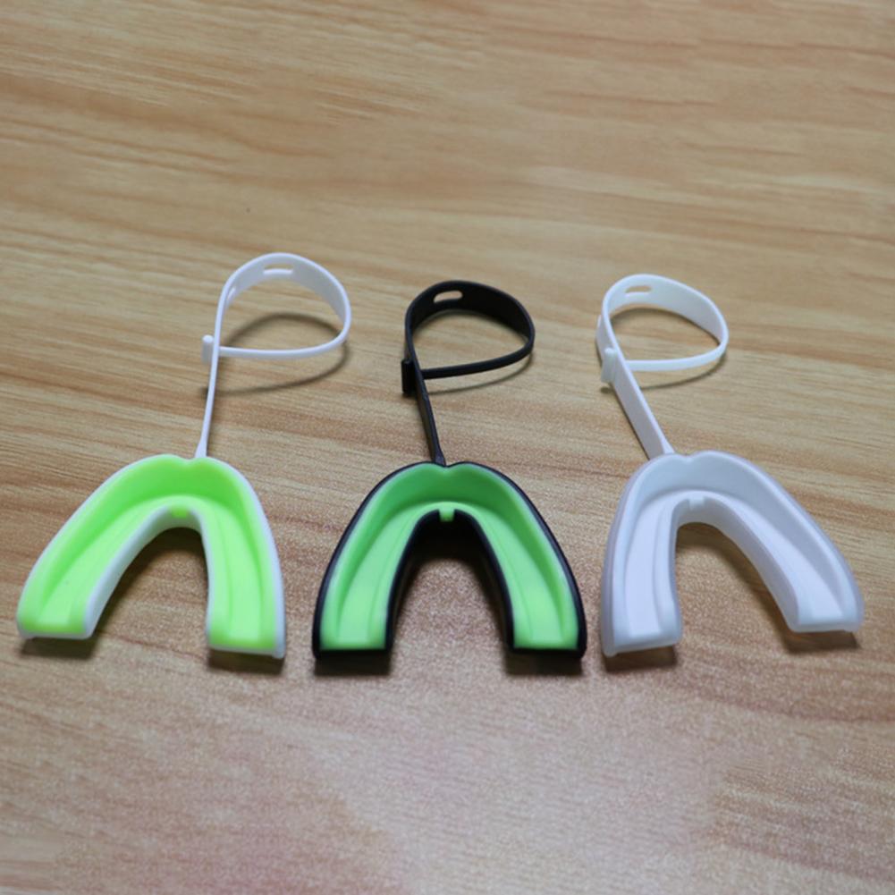 Guantoni da boxe respirazione libera boxe paramenti tutore senza odore protezione dei denti bretelle Sparring protezione della bocca per il calcio