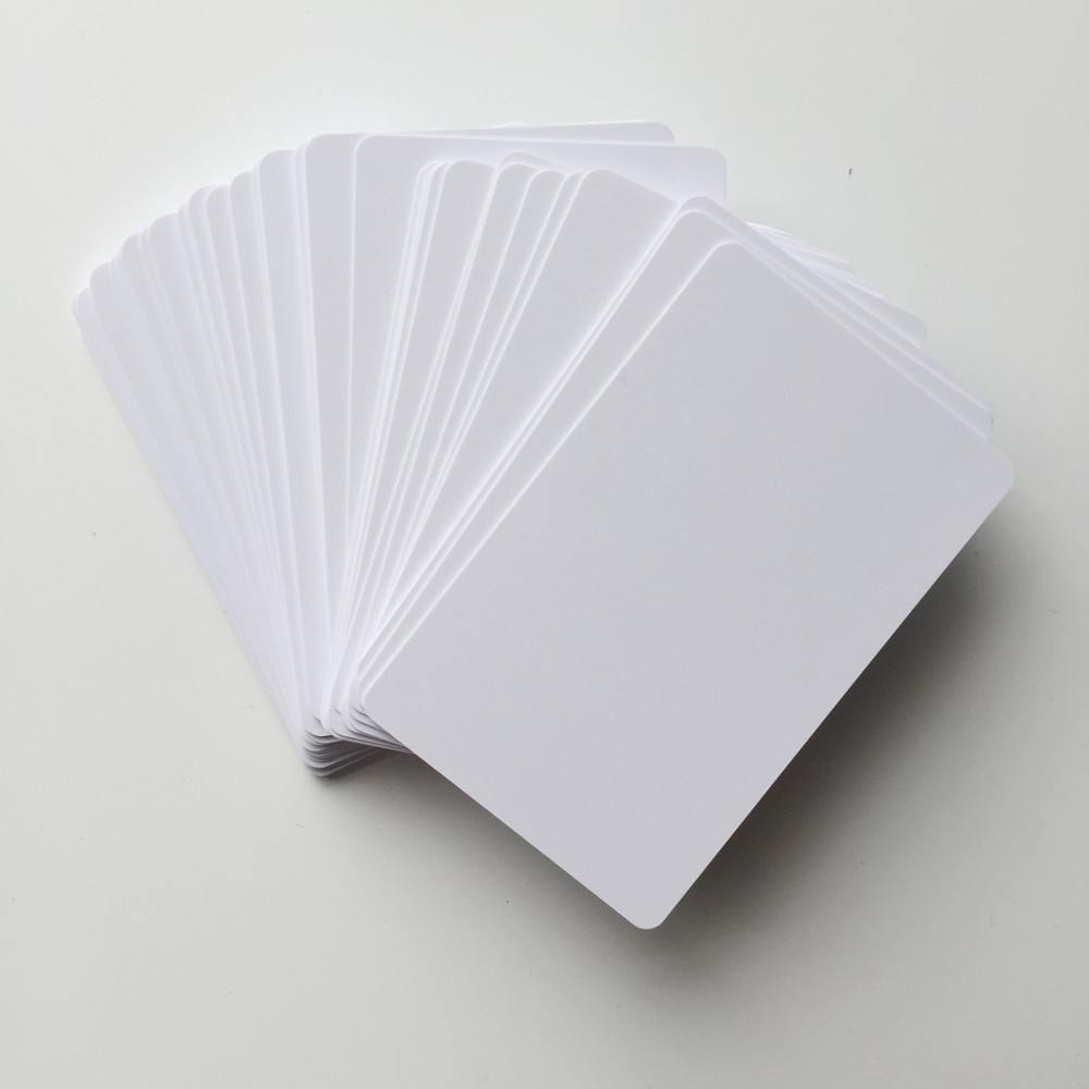 Carte pvc vierge imprimable à jet d'encre blanche pour carte de membre carte de club carte d'identité imprimée par les imprimantes à jet d'encre Epson ou Canon taille CR80