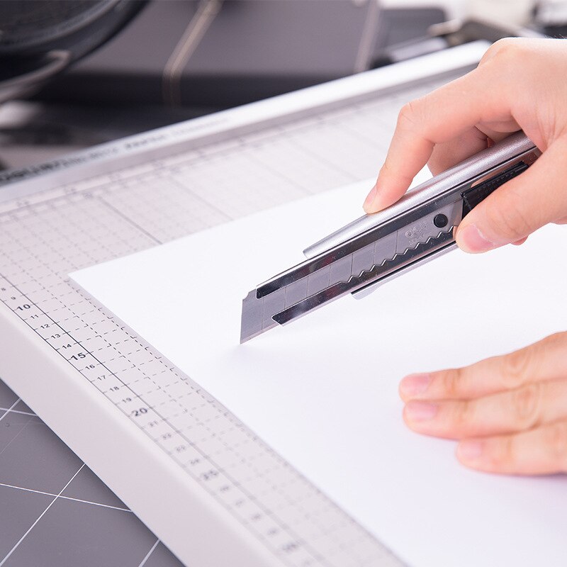 Deli 2090 large metal art knife SK5 high carbon steel blade detachable zinc alloy art knife