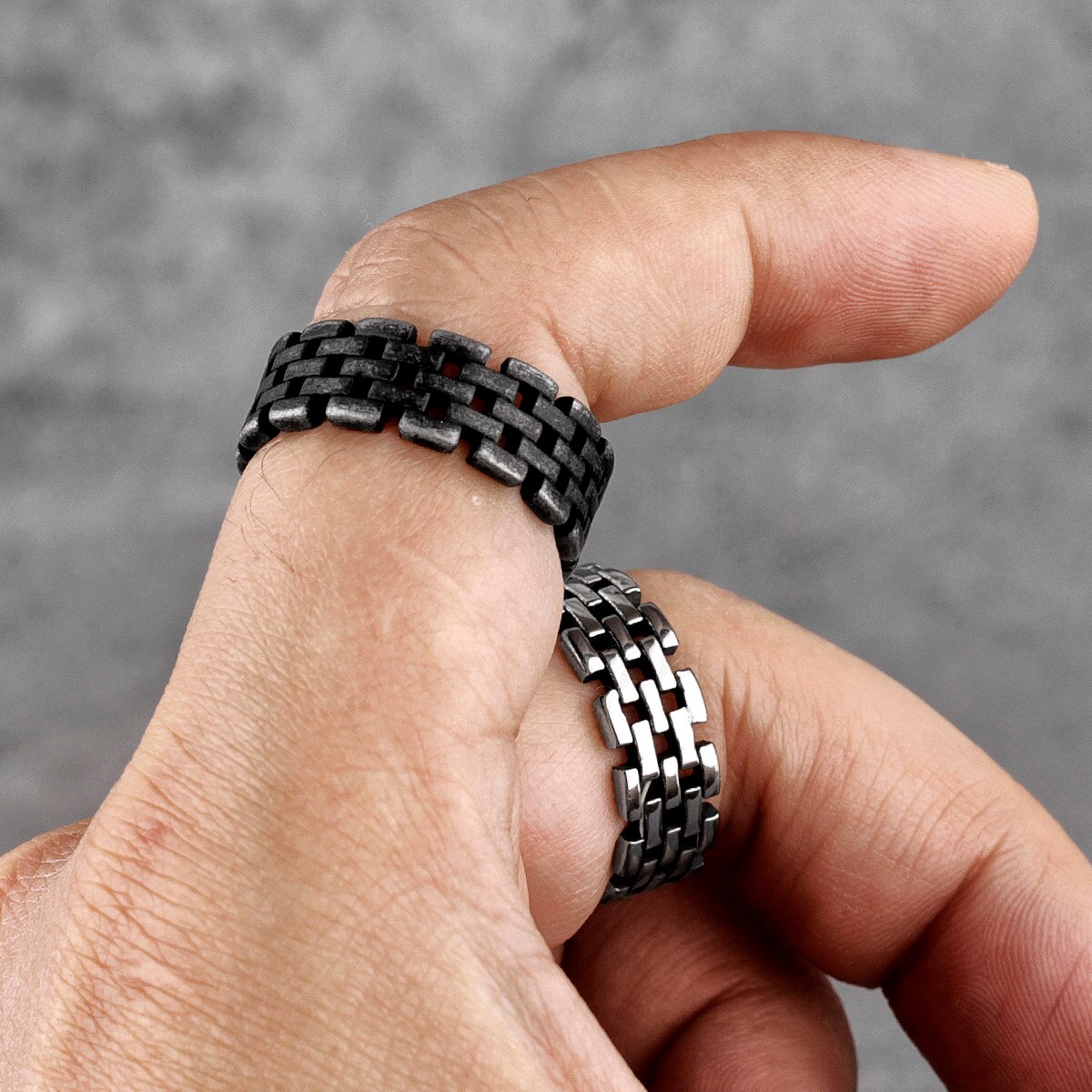 Vintage Black Hollow Chain Stainless Steel Mens Rings Punk Hip Hop Simple for Male Boyfriend Jewelry Creativity