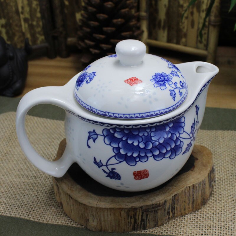 Blue and white porcelain Tea set Include 1 Pot 6 Cup, Cup,Beautiful and easy teapot kettle,kung fu teaset