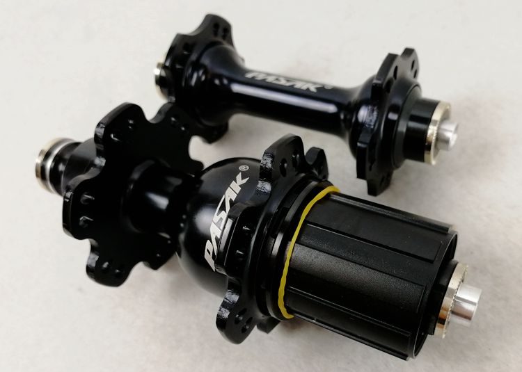 Pasak voor racefiets 8:24 pm h afgedichte lagers racefiets aluminium voor/achternaven 100 mm 130 mm 8/9/10/11 speed met alloy quick