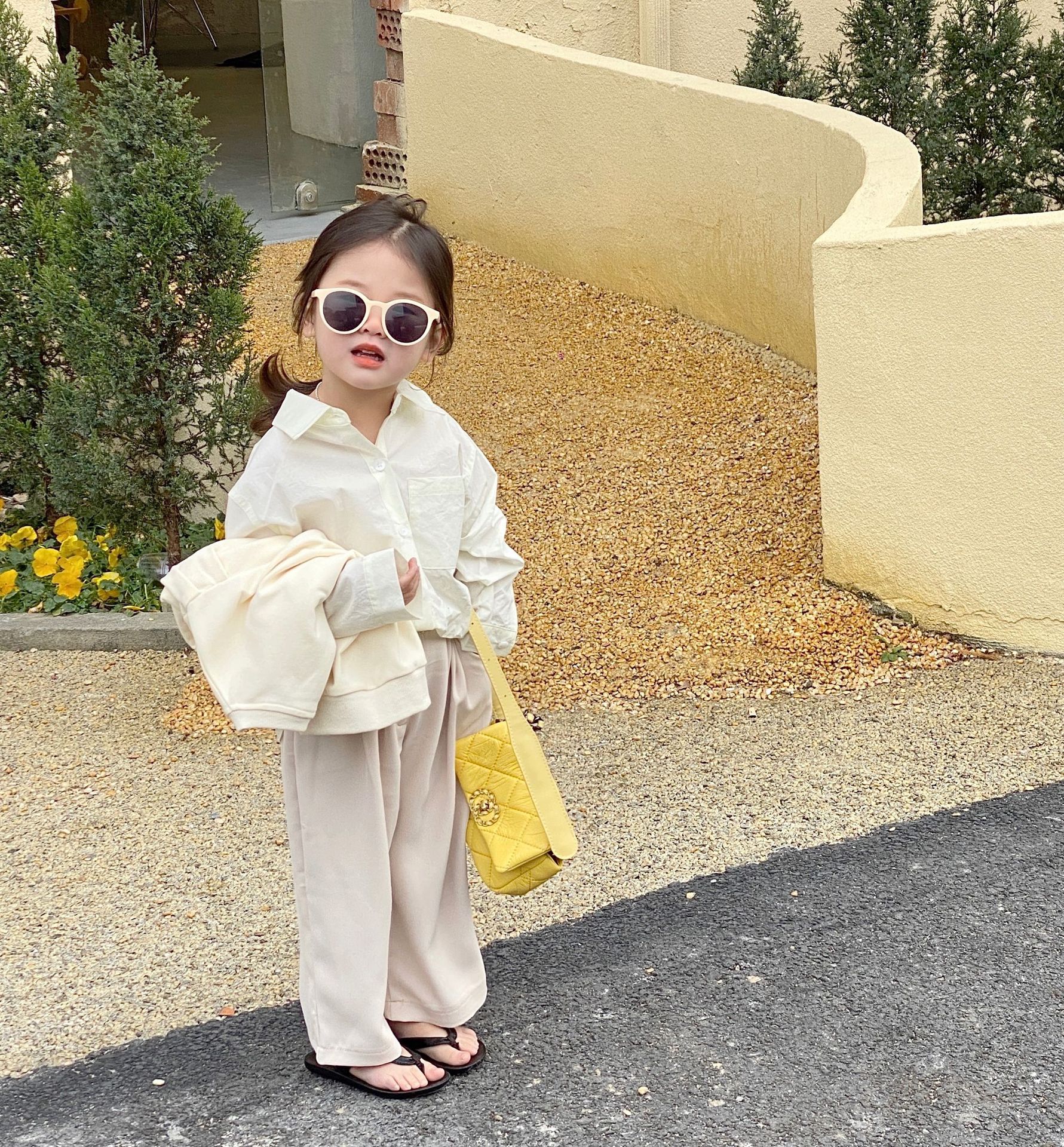 Ropa coreana para niños, pantalones de pierna anch... – Grandado, image size:1781x1920