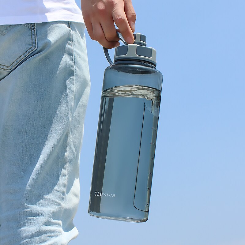Bpa gratis udendørs vandflasker 1000ml 1.5l 2l plastikflaske med stor kapacitet med te-infusions-fitness lækagesikker min flaske