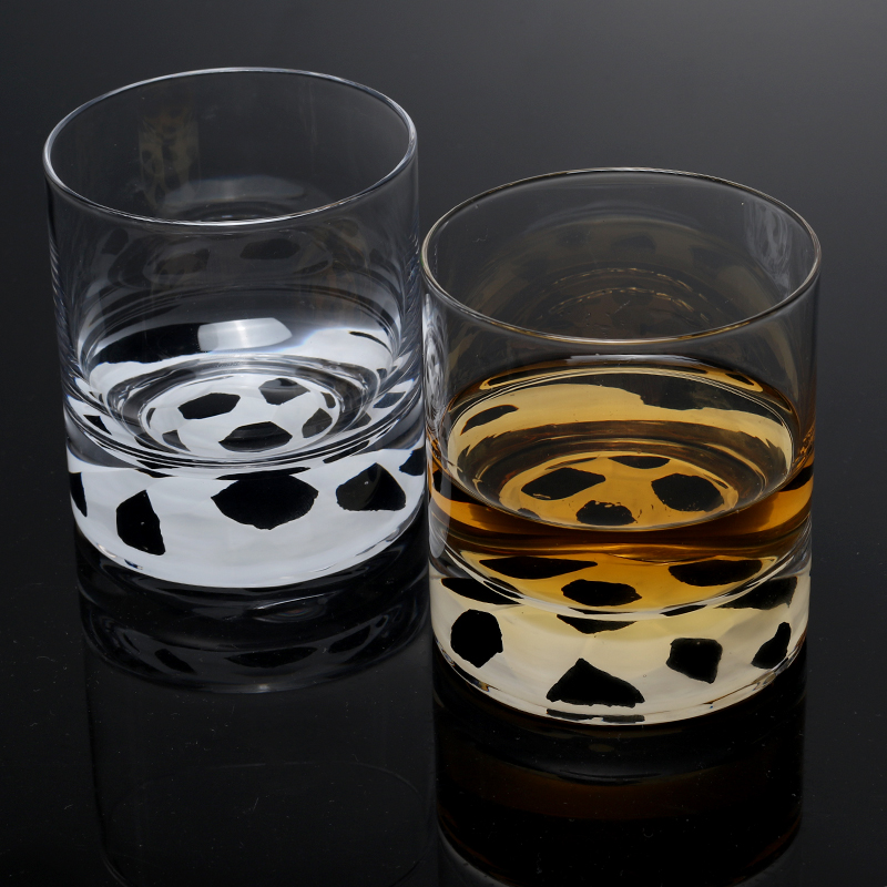 Set of 2 heavy base lead free crytal handmade whiskey glasses for whisky mix drinks with black-white painted 230ml