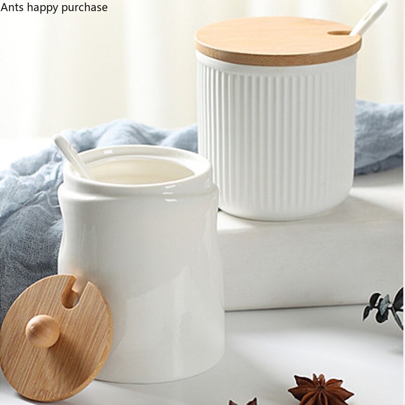 Single Pot Single Tank Ceramic Seasoning Jar Salt Shaker Oiler Kitchen Supplies Chinese Household Seasoning Box with Spoon Lid