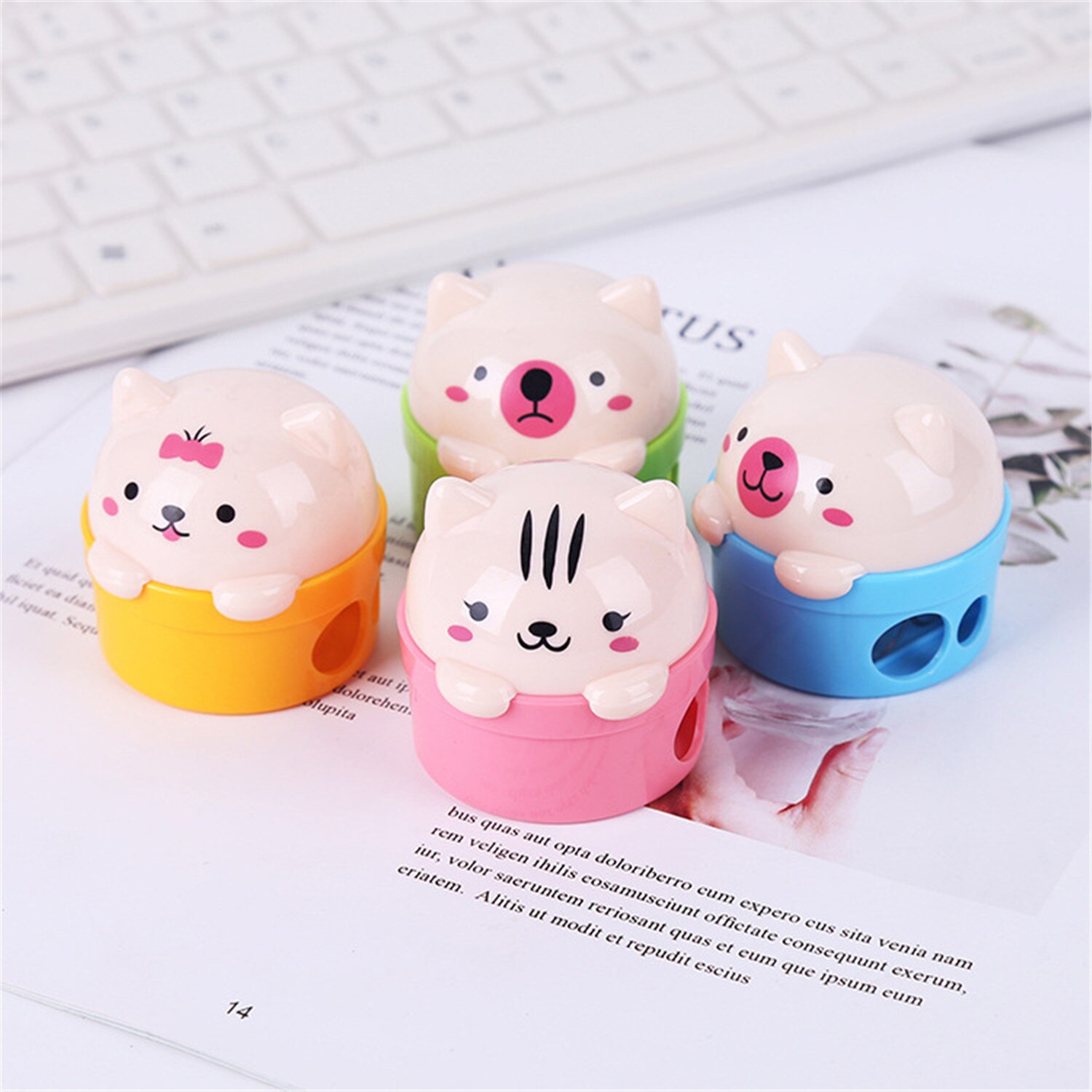 1pcs/4pcs Cartoon Double Holes Cat Bear Pencil Sharpener Cartoon for Kids Student School Randomly Color School supplies