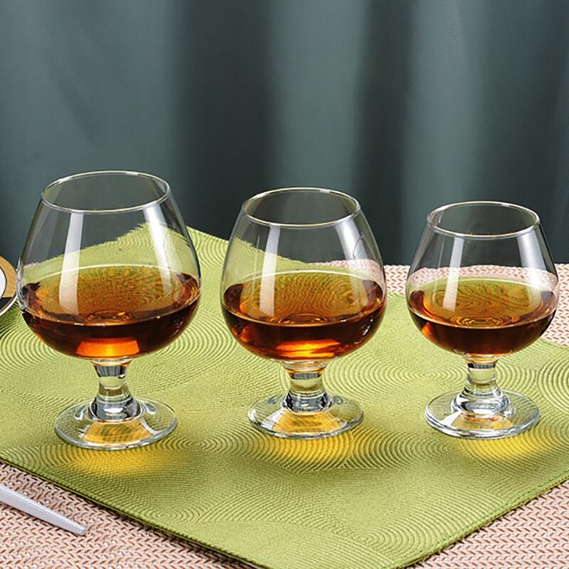 2/4 Pcs Brandy Glasses Clear Drinking Cups Crystal Small Lead-Free Wine Glass for Beer Liquor Wine Brandy Whiskey Bar Home Party
