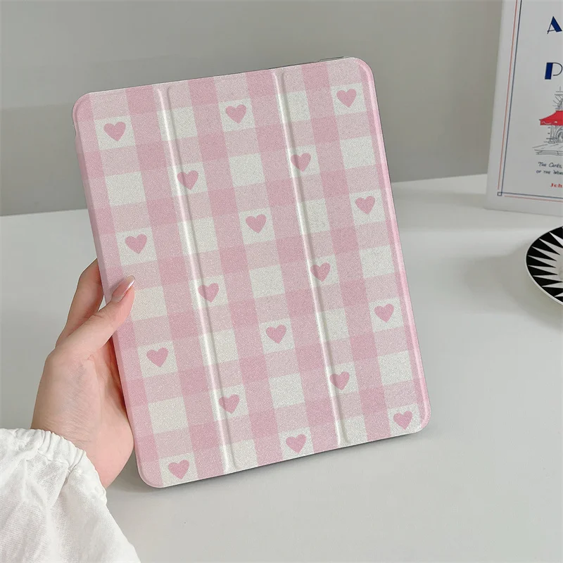 Funda bonita a cuadros de amor para Apple iPad Pro 2024 11 pulgadas Air 5/4 10,9 10th 7/8/9 10,2 Air 3 10,5 pulgadas mini 6 5 4 fundas para tableta: Doce / Blanco
