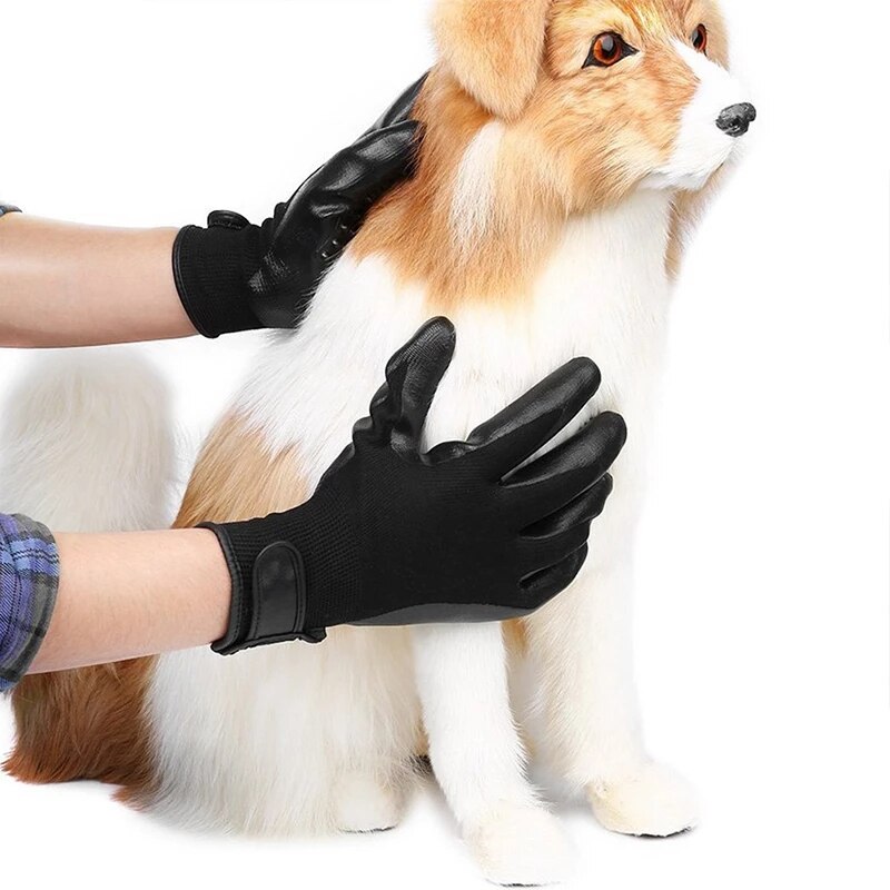 Gant de toilettage en caoutchouc doux pour animaux de compagnie, dissolvant de poils doux pour chiens, chevaux, chats, brosse de Massage, peigne de nettoyage pour animaux