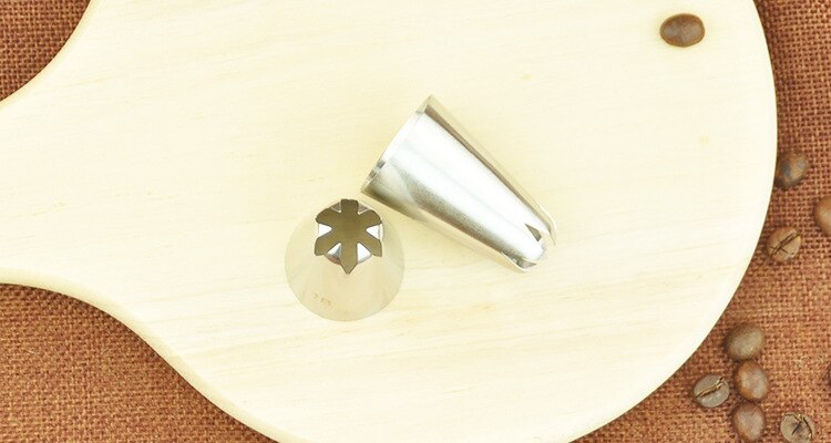 2D Large Size Icing Rose Nozzle Decorating Tip Sugarcraft Cake Decorating Tools Baking Tools Bakeware