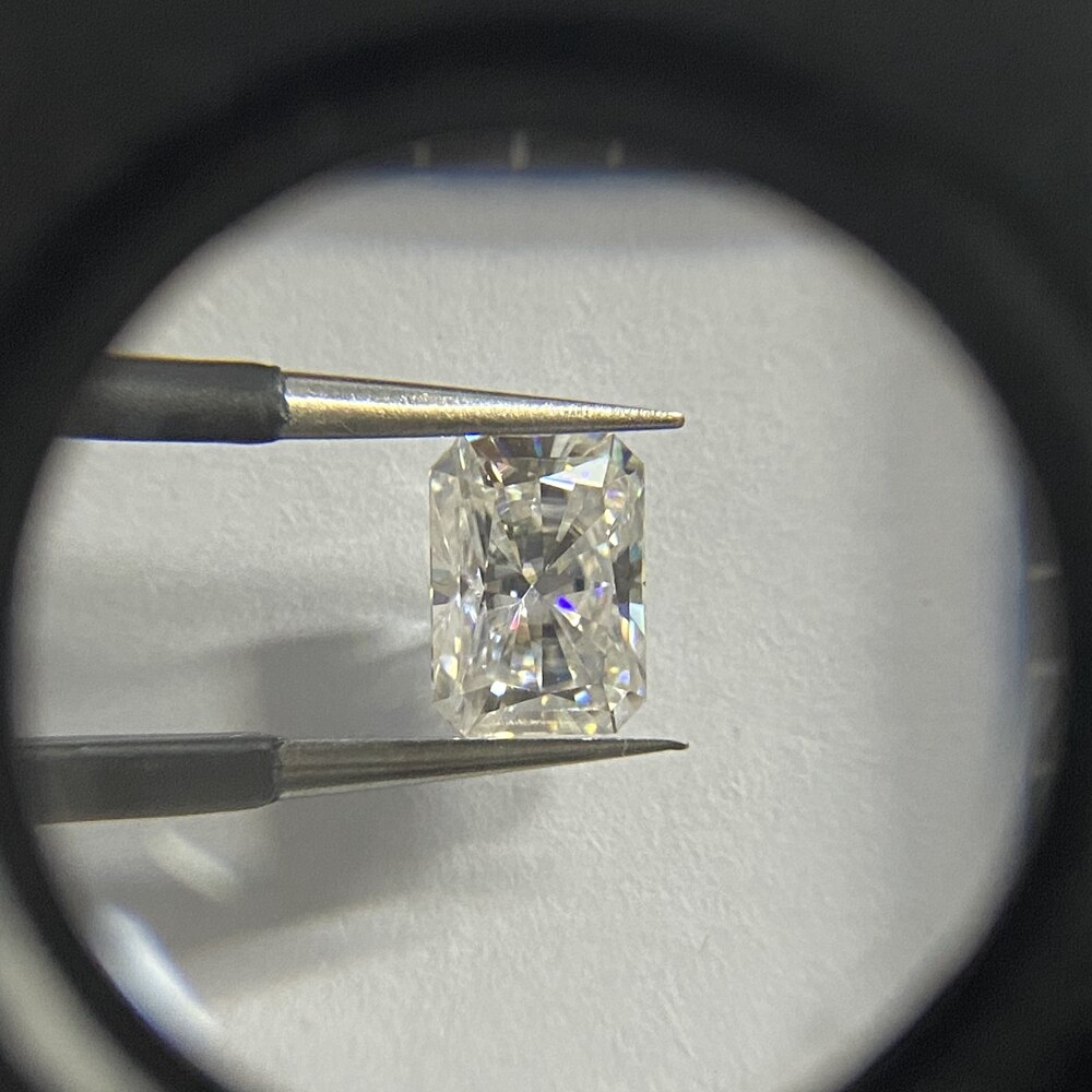 Radiant Cut 3*5Mm 0.5 Karaat Duidelijkheid Vvs Wit D Kleur Losse Synthetische Moissanite Diamond Stone