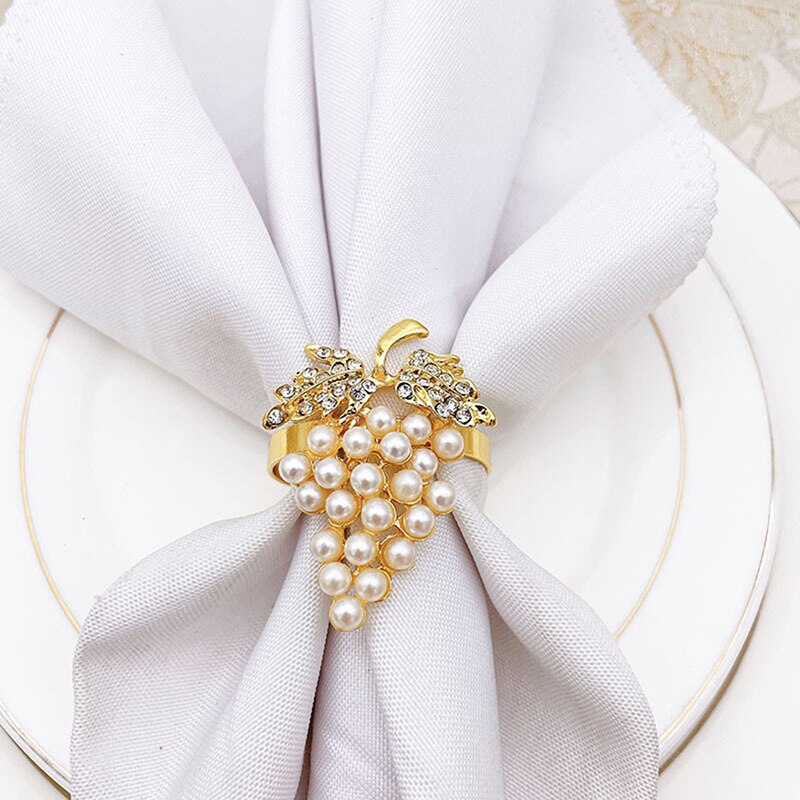 Grapes Napkin Rings with Glittering Imitation Diamond and Pearls Inlay Alloy Napkin Ring Holder