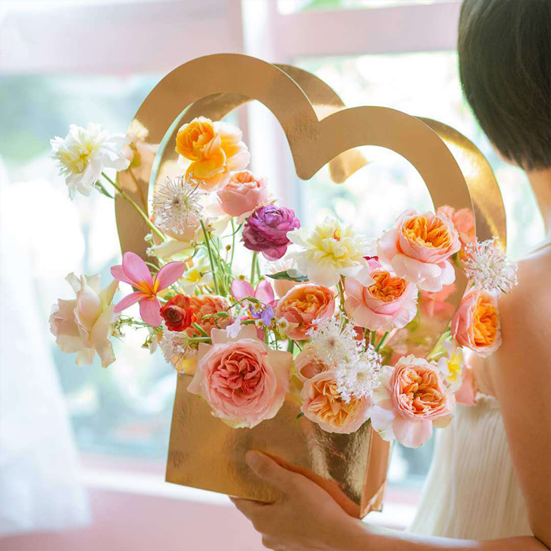 Hart Draagbare Bloemen Dozen Romantische Verpakking Papier Doos Voor Vrouwen Mand Kraft Zakken Cadeaupapier Liefde Bloem Mand