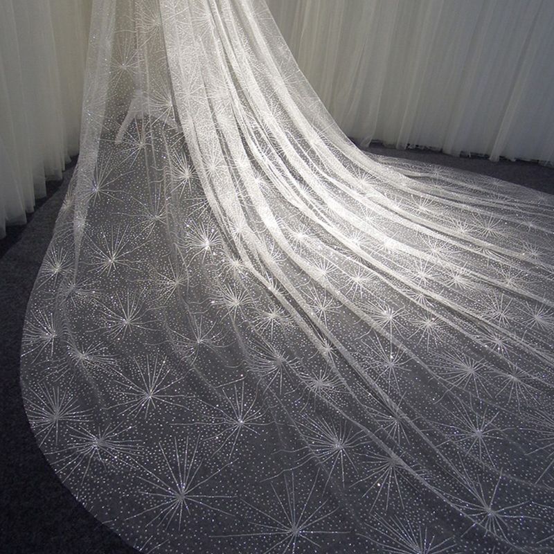 Jednowarstwowy damski biały długi welon muszla rozpylać brokat kryształ górski skaleczenie wykończenia luksusowy gwiaździsty niebo welon ślubny