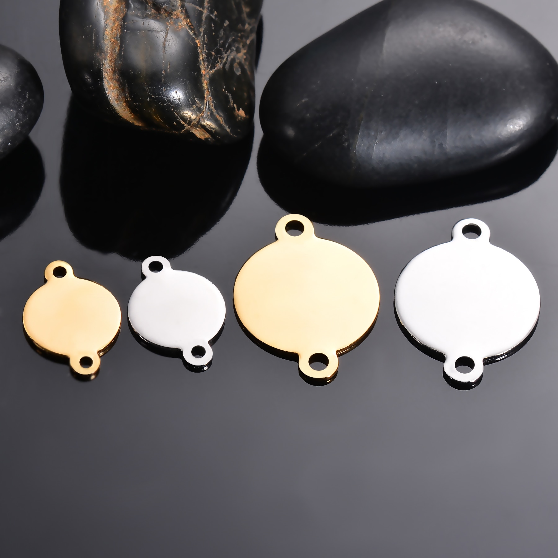 50 pçs pçs/lote encantos de aço inoxidável pingente círculo charme conector 2 buraco em branco tag pingentes para diy jóias fazendo atacado