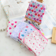 Paquete de 6 calzoncillos cortos de algodón para bebés y niños.
