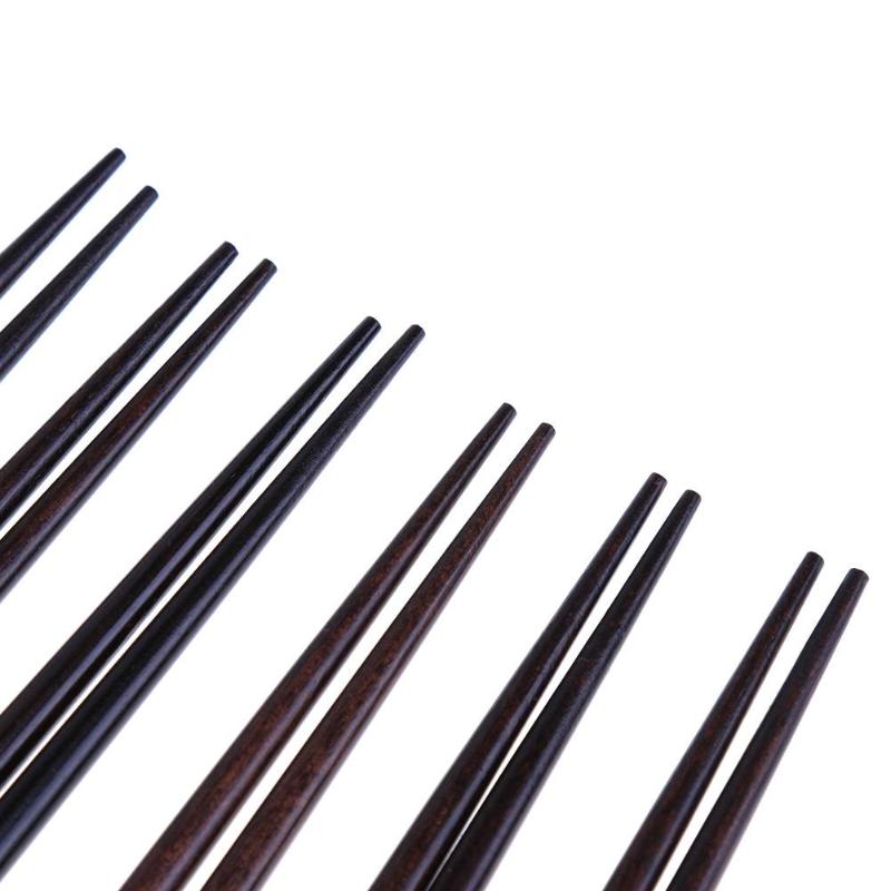 Populære japanske spisepinner bundet spisslinje naturlige tre spisepinner sushi spisepinner svart jern tre studenter retro servise