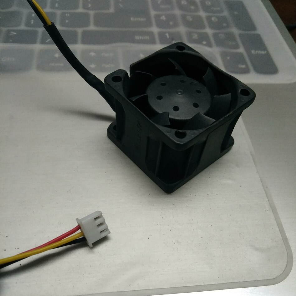 ASIC Minatore di potenza di alimentazione della ventola di raffreddamento ad Alta velocità PSU fan 3spillo Adatto per WhatsMiner P3 di alimentazione