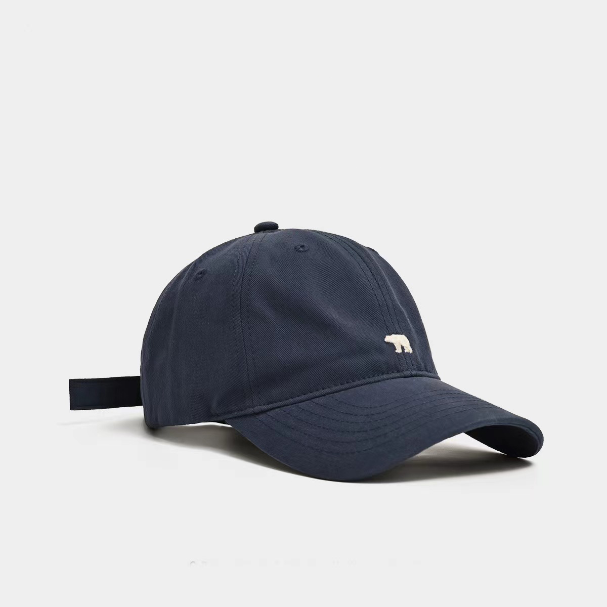 Zomer Veelzijdige Ijsbeer Geborduurde Baseballpet Met Grote Rand Voor Een Klein Gezicht, Unisex Duckbill Cap Voor Zowel Mannen Als Wome: Marineblauw