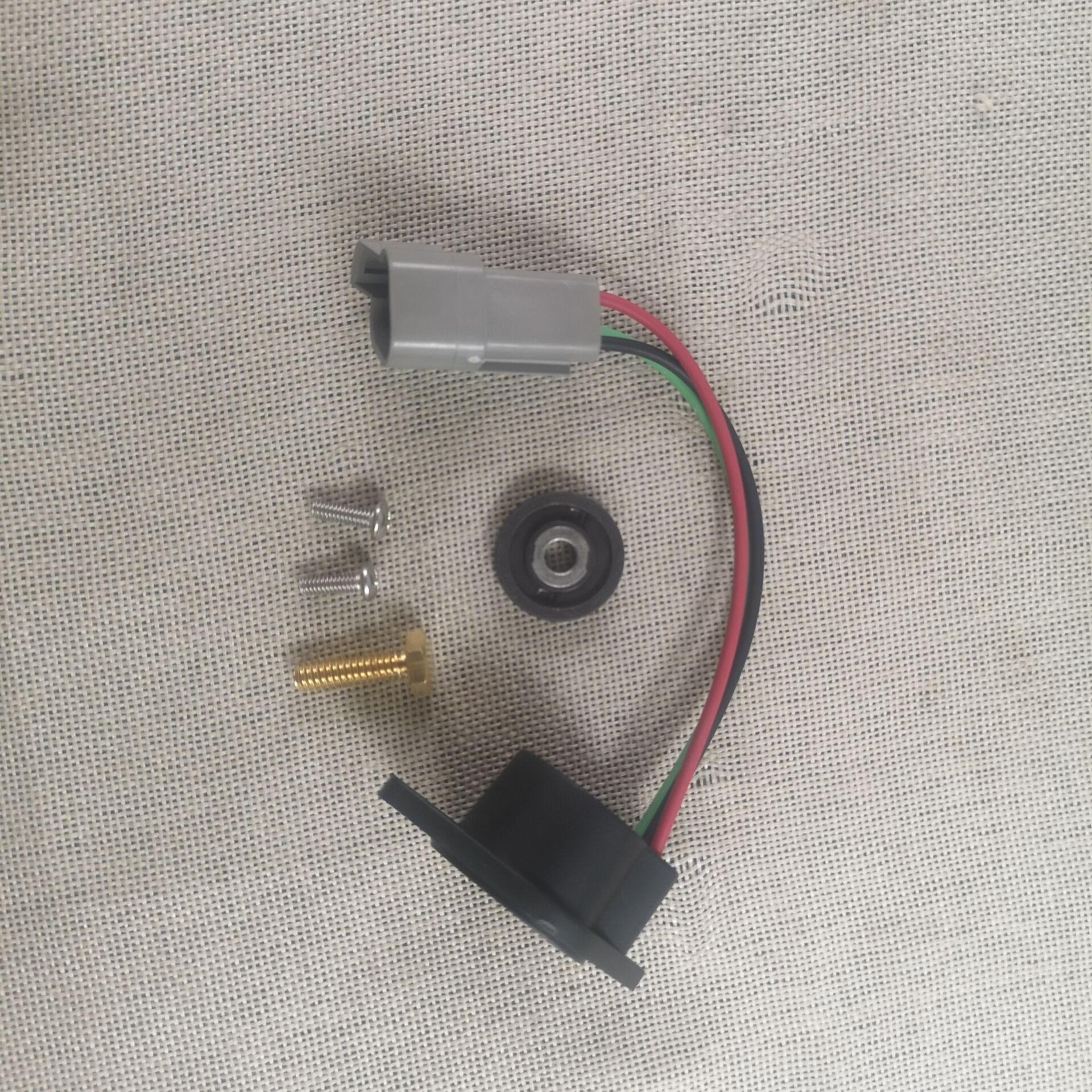 Speed Sensor For Club Car Golf Cart ADC Motor IQ DS And Precedent 102704901, 1027049-01