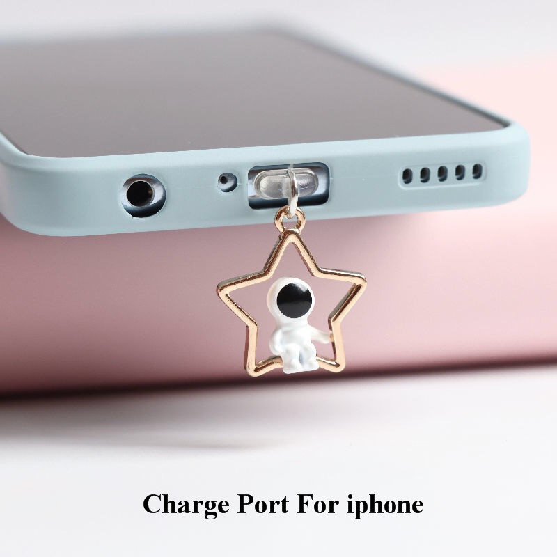 Astronaut dust plug charm cute charging port anti-dust plug kawaii usb type c plug for iphone headphones jack stopper cap pendant: D