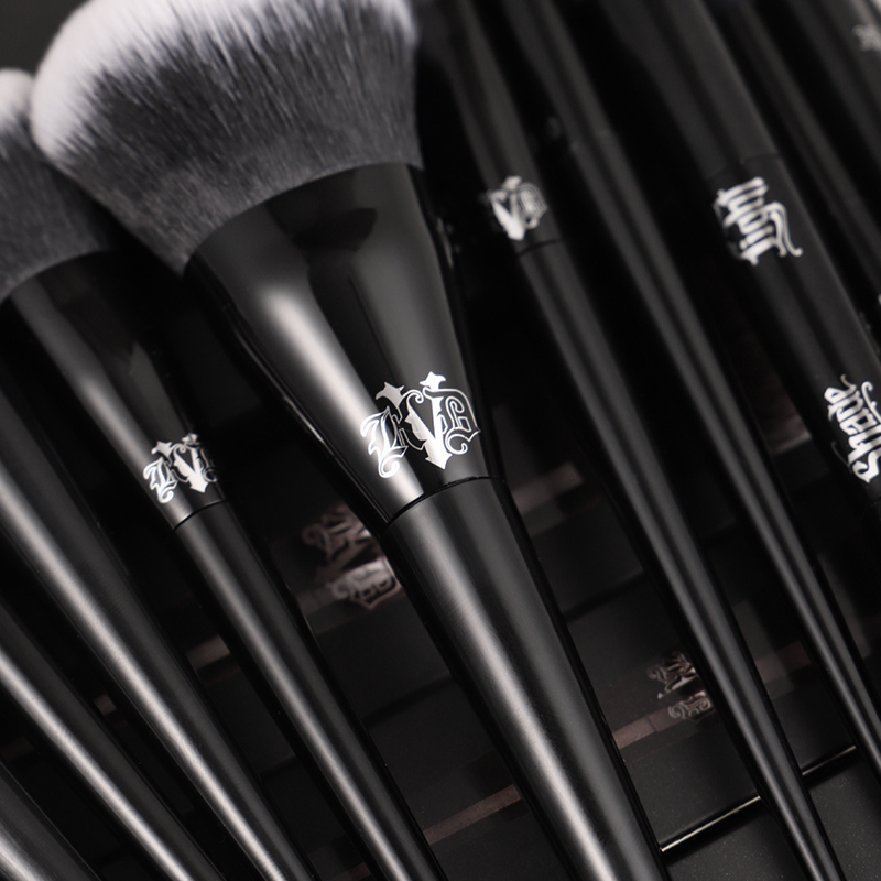 Kat Von D-brocha de maquillaje para base, colorete, resaltador, corrector en polvo, brocha para esculpir sombra de ojos, brochas de maquillaje de KVD