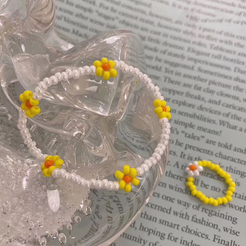 AOMU Bohemian Charm Summer Sweet Girl Colorful Flower Small Daisy Beaded Bracelet for Women Female Party Jewerly