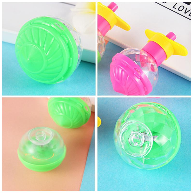 1Pc Kinderen Educatief Speelgoed Grappige Klassieke Kinderen Knipperende Draaiende Tol Licht Up Dazzling Gyro Speelgoed Willekeurige Kleur