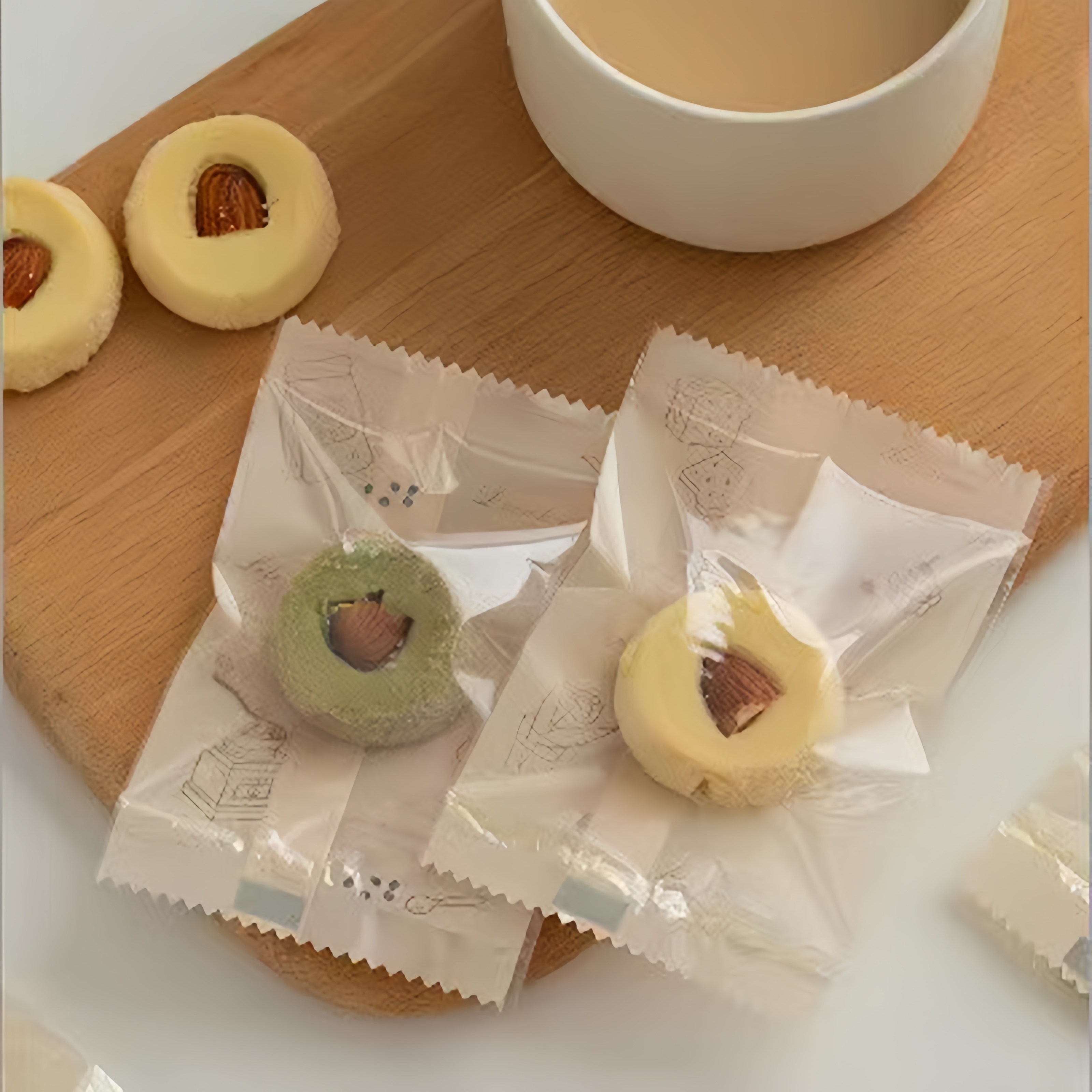 100 stuks nougatzakjes, machinaal gesealde zakjes, bakzakjes, melk, dadelkoekjes, snoep, papieren zakjes, suiker