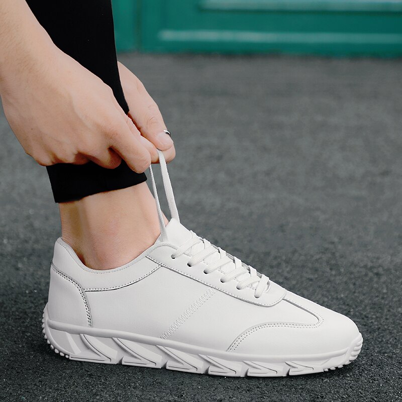Høy topp menn tennissko chaussures hombre takrenne utendørs sko menn zapatos skinn treningsstudio sportssko mann myke joggesko trenere