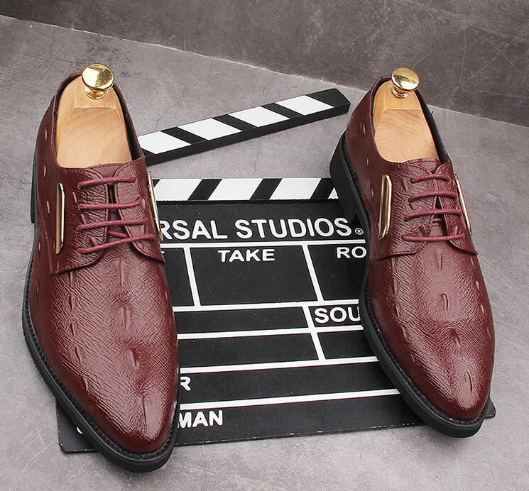 Hommes luxe gentleman pointu en tôle à lacets oxford chaussures pour homme mâle robe de mariée chaussures de retour zapatos de novio