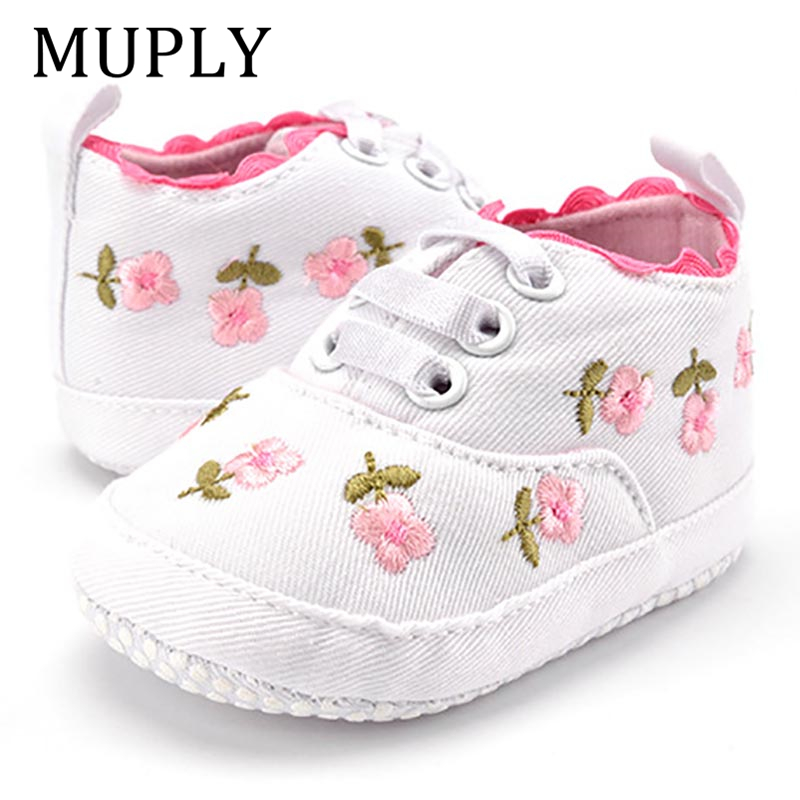 Bebê menina sapatos de renda branca floral bordado sapatos macios prewalker andando criança crianças sapatos primeiro walker frete grátis