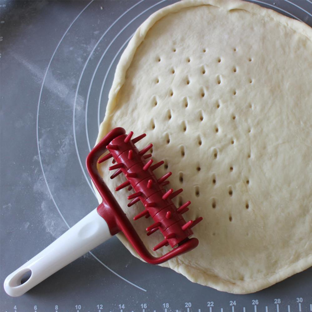 2 farben Backen Werkzeuge DIY Kunststoff Pizza Kekse Teig schlagen Rolle Kuchen See Brot Maschine Cutter NäHenne Räder Gebäck Needl n3H6