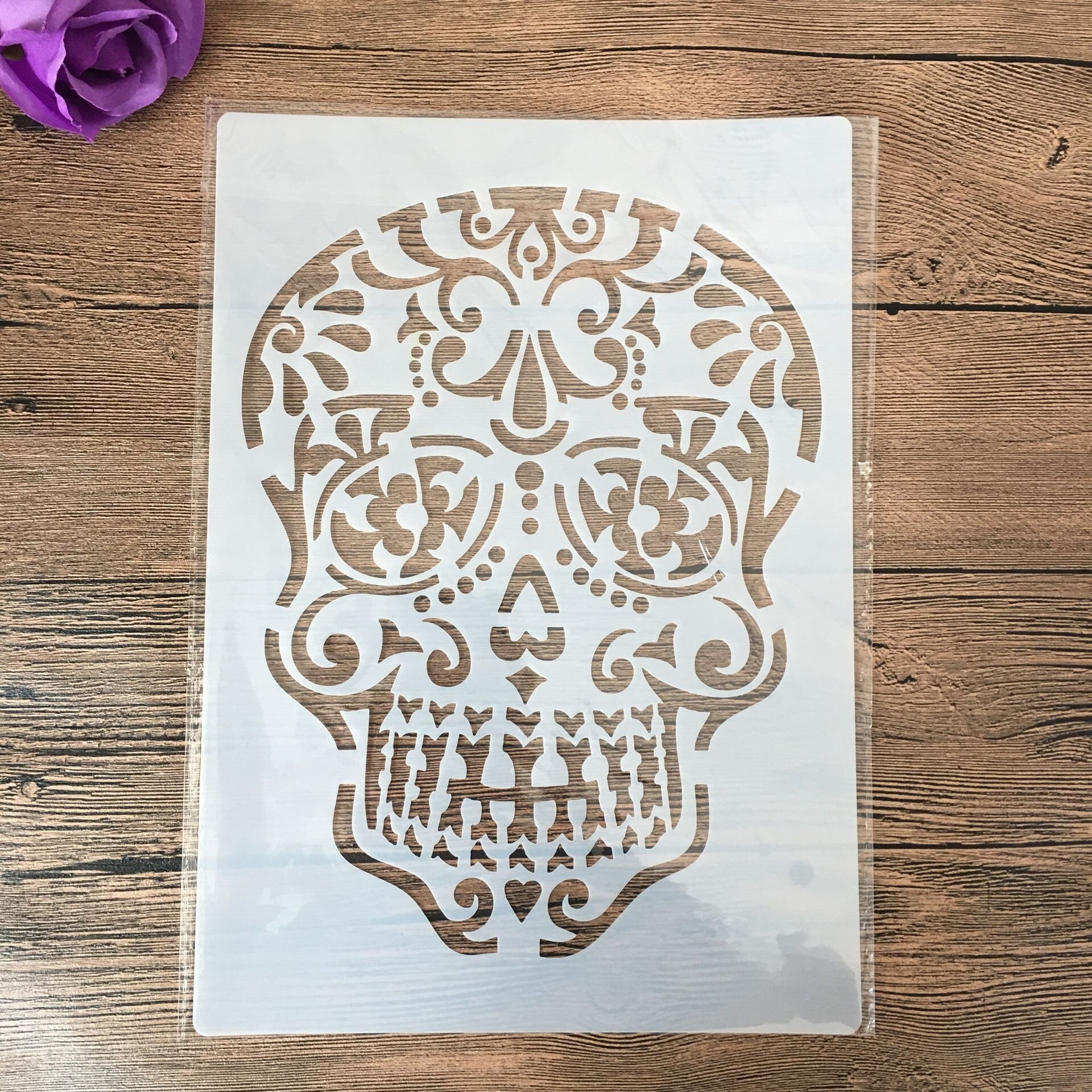 A4 29 * 21cm Skull DIY Stencils Wall Painting Scrapbook Coloring Embossing Album Decorative Paper Card Template Skull Stencils
