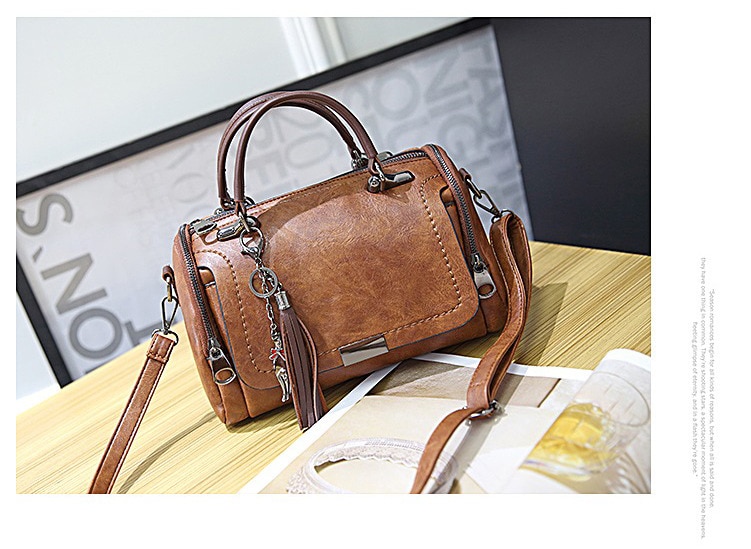 ETONTECK Mode Vrouw Bag Schoudertas voor Dames Retro PU Lederen Handtas Vrouwelijke Kwastje Rits Crossbody Tassen: Coffee