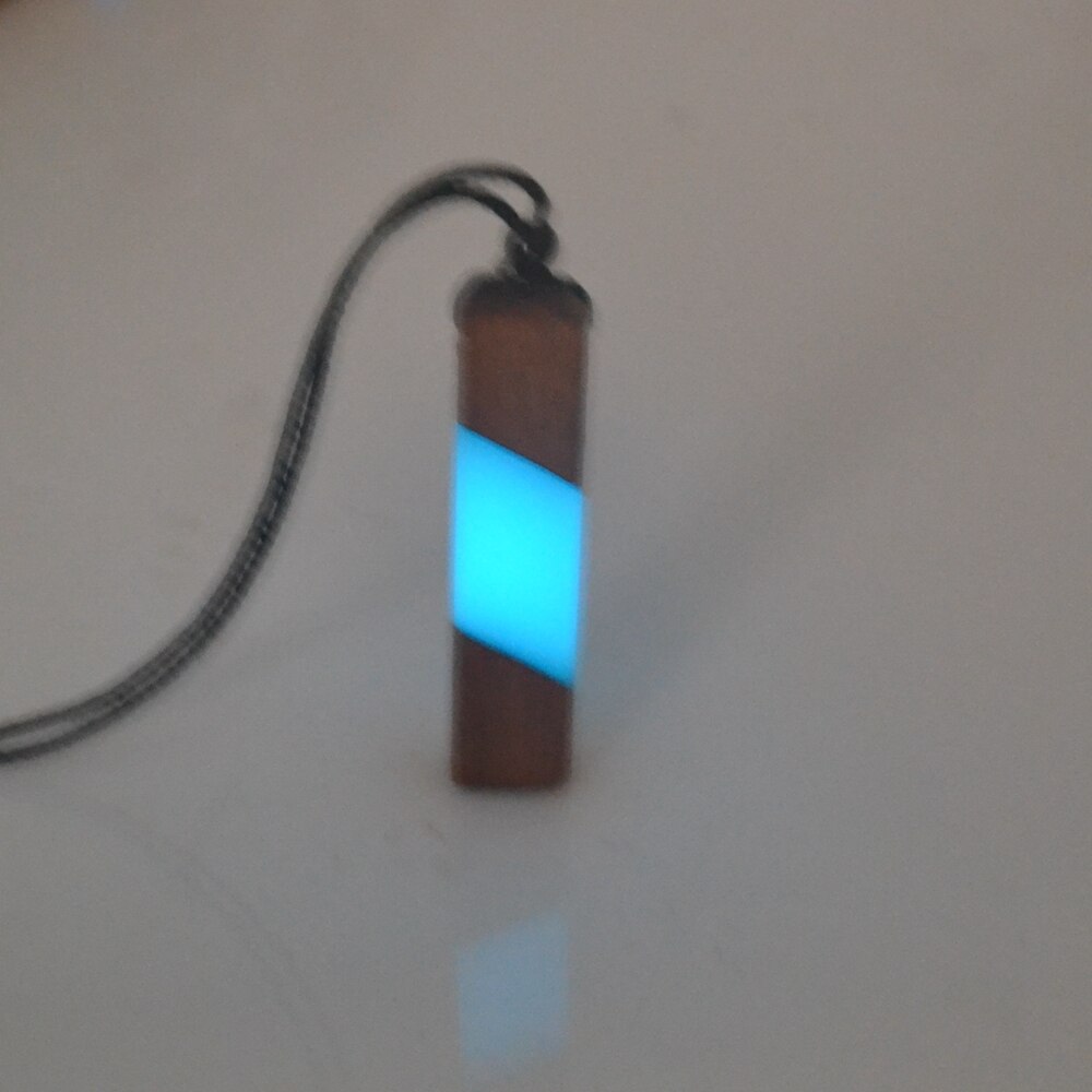 Mode Ketting, Hout Hars Combinatie, "Lichtgevende Sieraden In Het Donker Na Lichtabsorptie", Voor Mannen En Vrouwen: A2008614