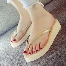 Nouvelle offre spéciale bagatelle tongs femmes compensées plate-forme décontracté solide d'été Style sandales chaussures de plage femme