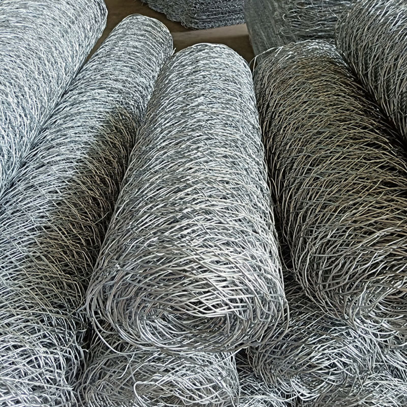 18Meters Galvanized Hexagonal twisted wire mesh fence for cattle sheep pig household breeding chicken duck isolation Farm fence