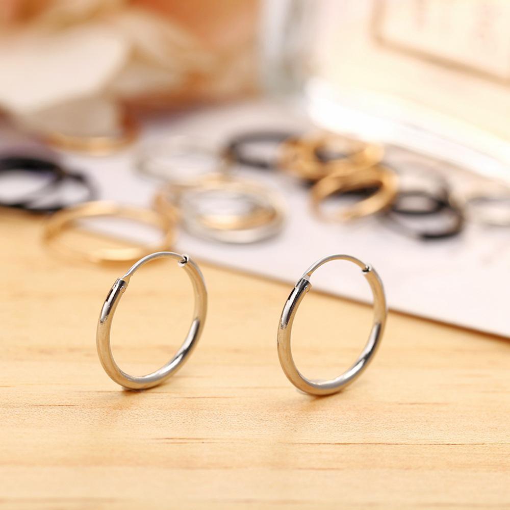 1cm 1,5 cm Ohrringe Hoop Gold Silber Farbe Runde Kleine Ohr Ringe für Frauen Metall Ohr Manschette Einfache Stil frauen Clip Huggie Ohrringe